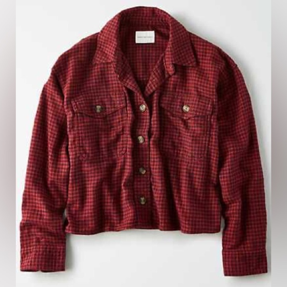 ✨ AE Cropped Flannel - Size Extra Small ✨